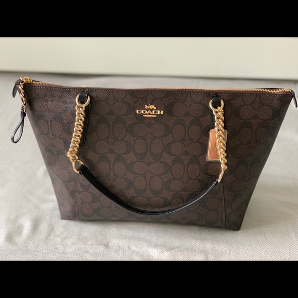 Coach Handbags - NWT - Coach Signature Ave Chain Tote